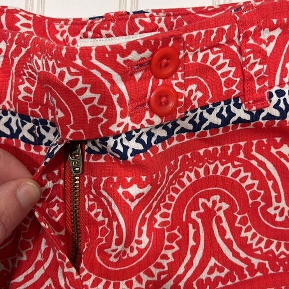 Vineyard Vines mid rise cotton shorts - Picture 6 of 6